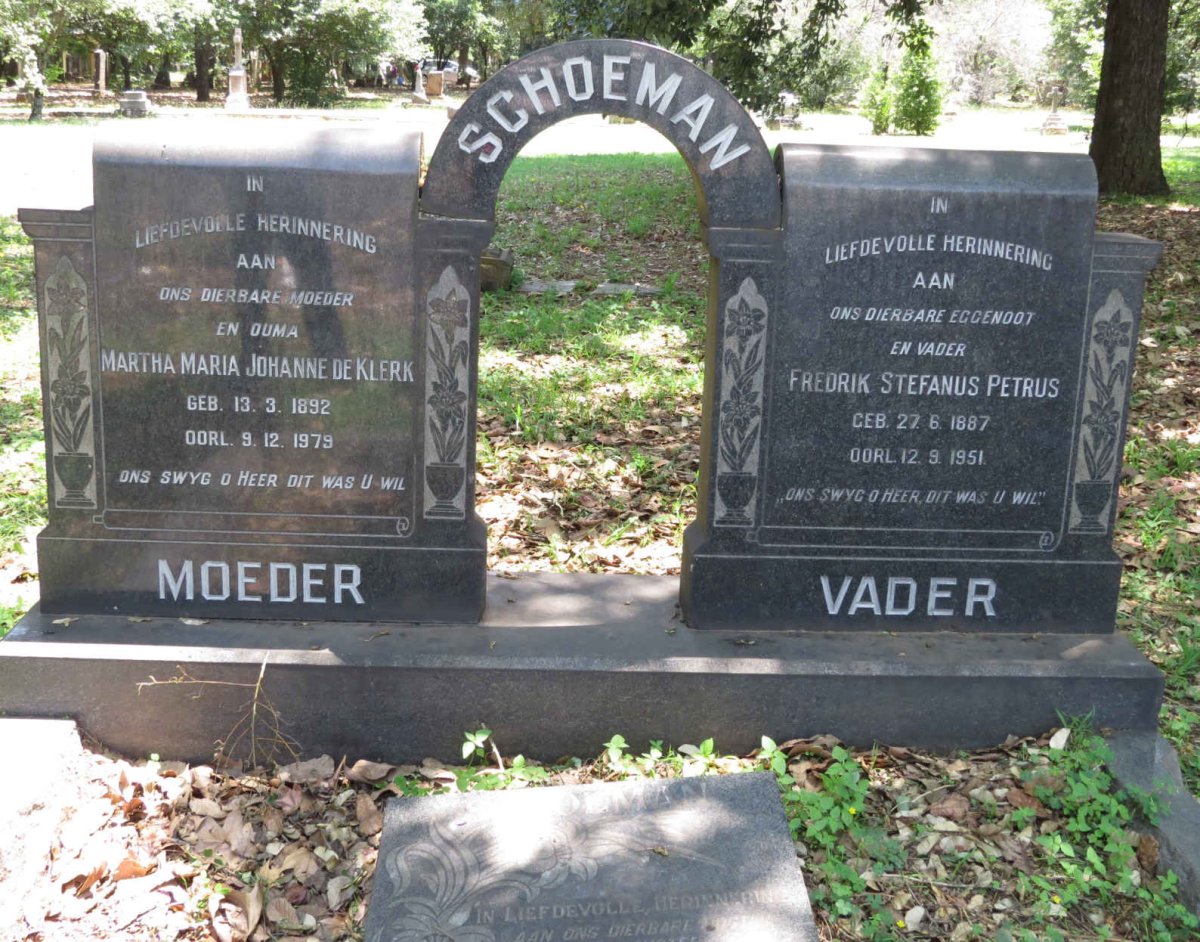 SCHOEMAN Fredrik Stephanus Petrus 1887-1951 &amp; Martha Maria Johanne De KLERK 1892-1979