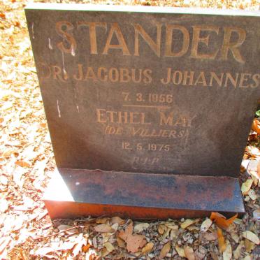 STANDER Jacobus Johannes -1956 & Ethel May DE VILLIERS -1975