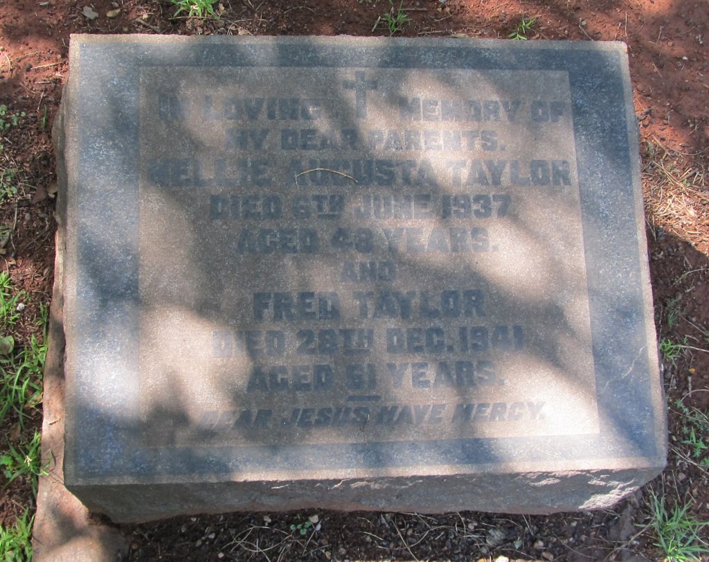 TAYLOR Fred -1941 &amp; Nellie Augusta -1937