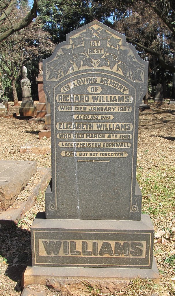 WILLIAMS Richard -1907 &amp; Elizabeth -1915