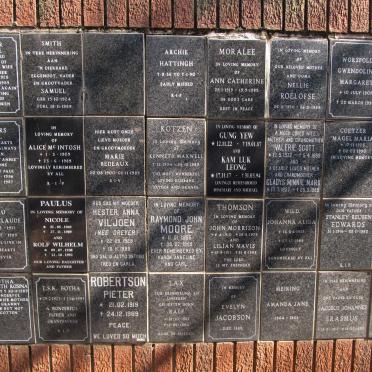 089 Memorial wall 