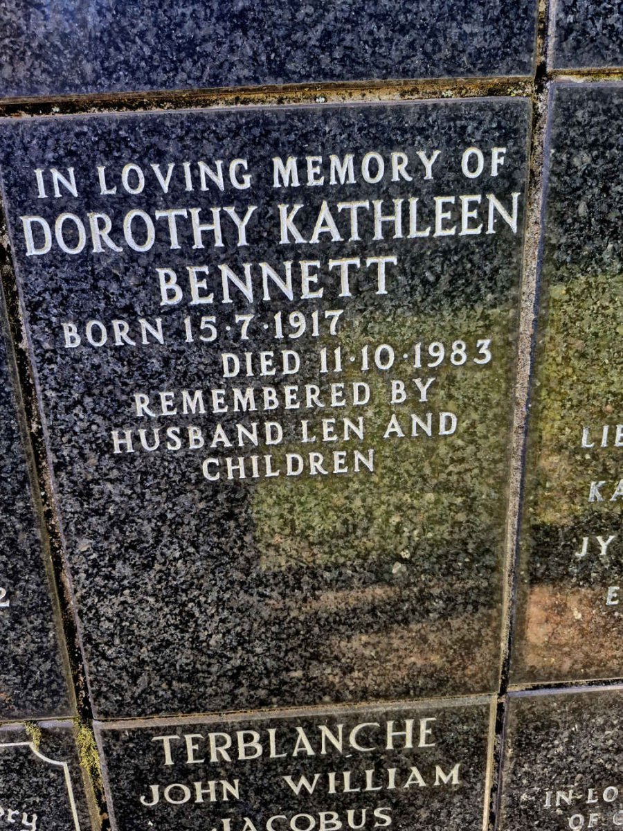 BENNETT Dorothy Kathleen 1917-1983