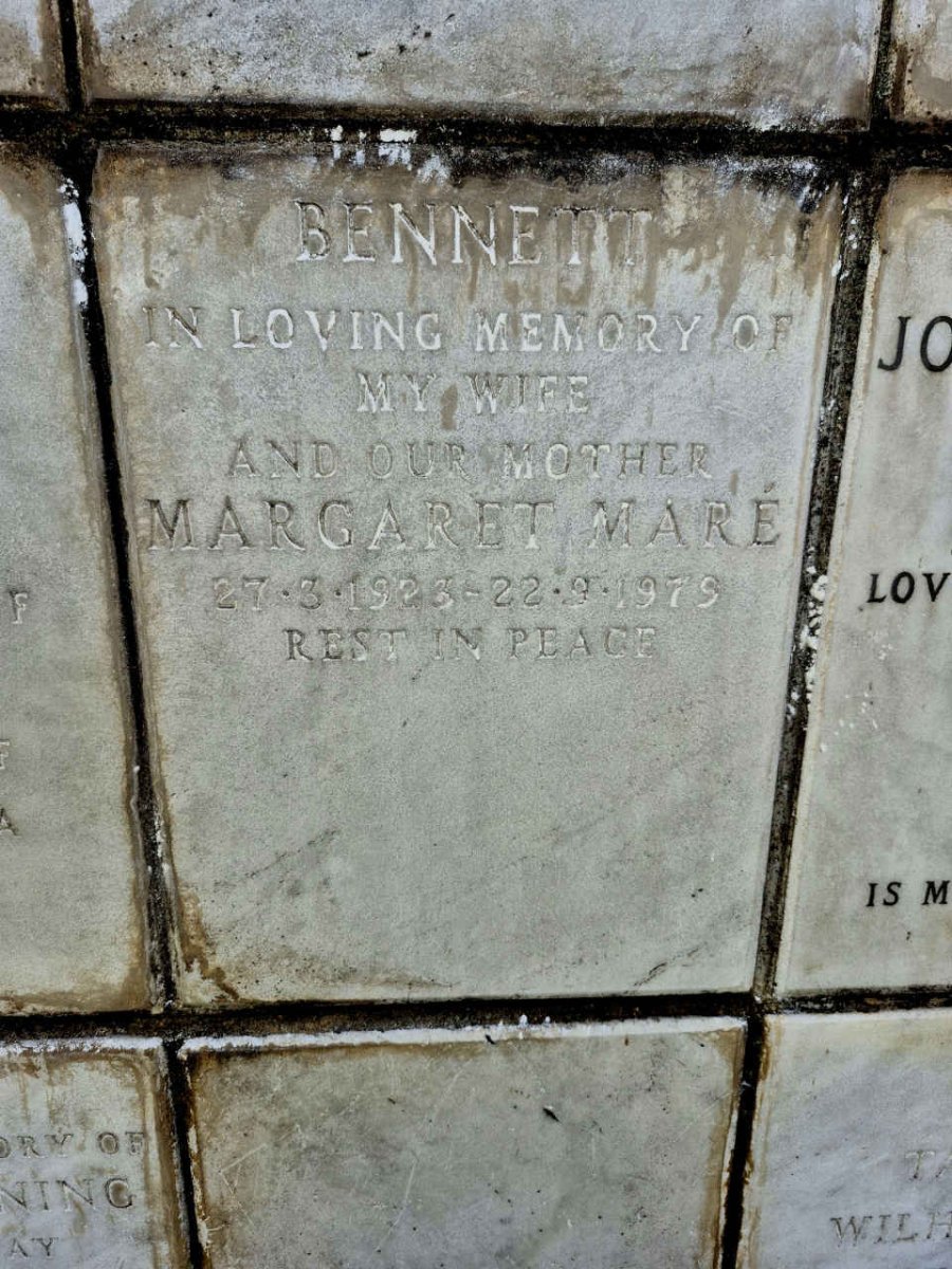 BENNETT Margaret Mare 1923-1979