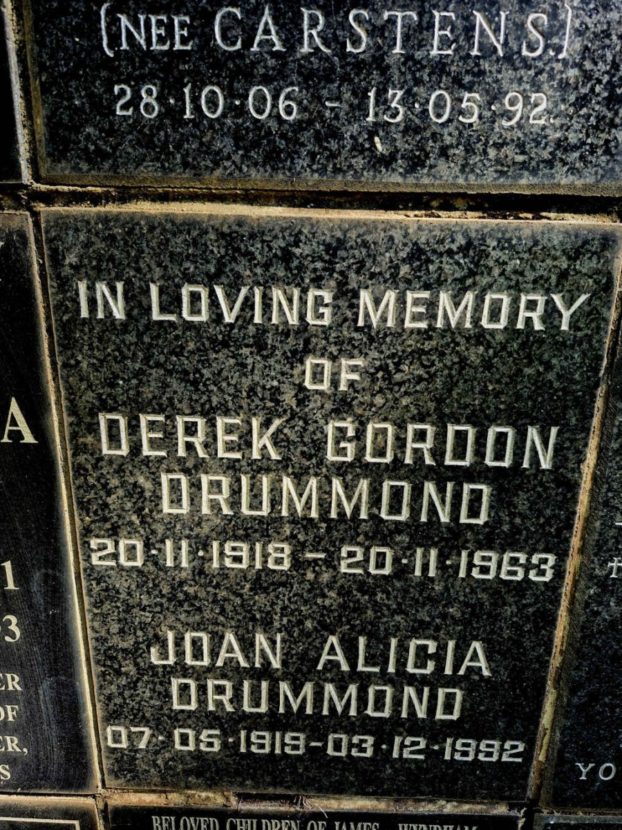 DRUMMOND Derek Gordon 1918-1963 & Joan Alicia 1919-1992