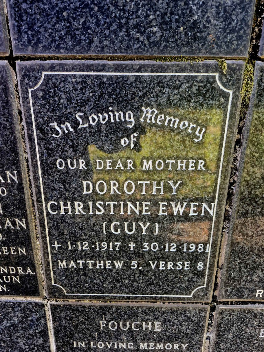 EWEN Dorothy Christine nee GUY 1917-1981