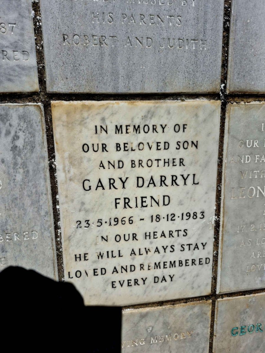 FRIEND Gary Darryl 1966-1983