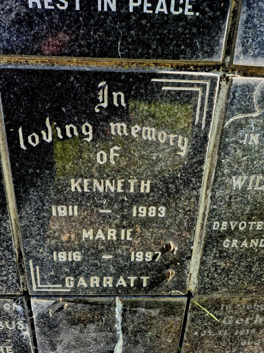 GARRATT Kenneth 1911-1983 & Marie 1916-1997