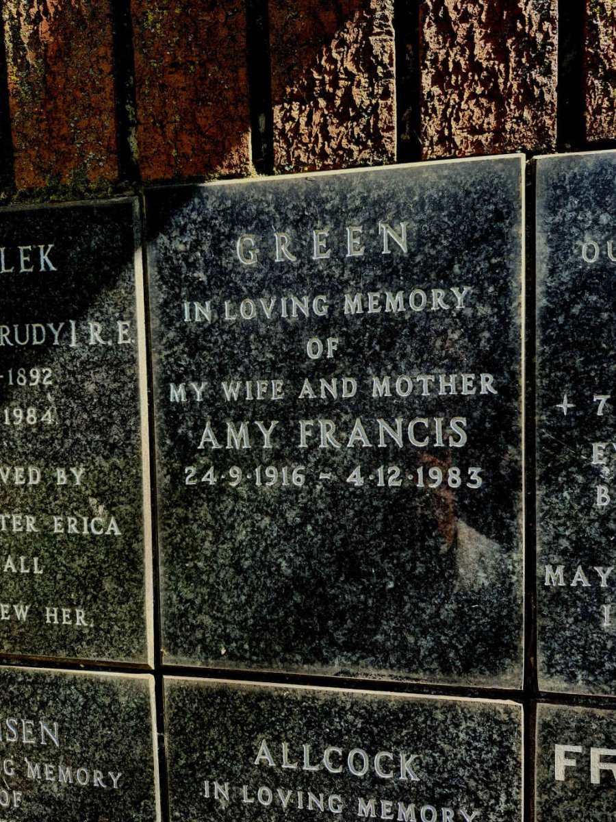 GREEN Amy Francis 1916-1983