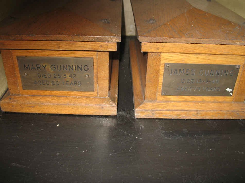 GUNNING James -1949 &amp; Mary -1942