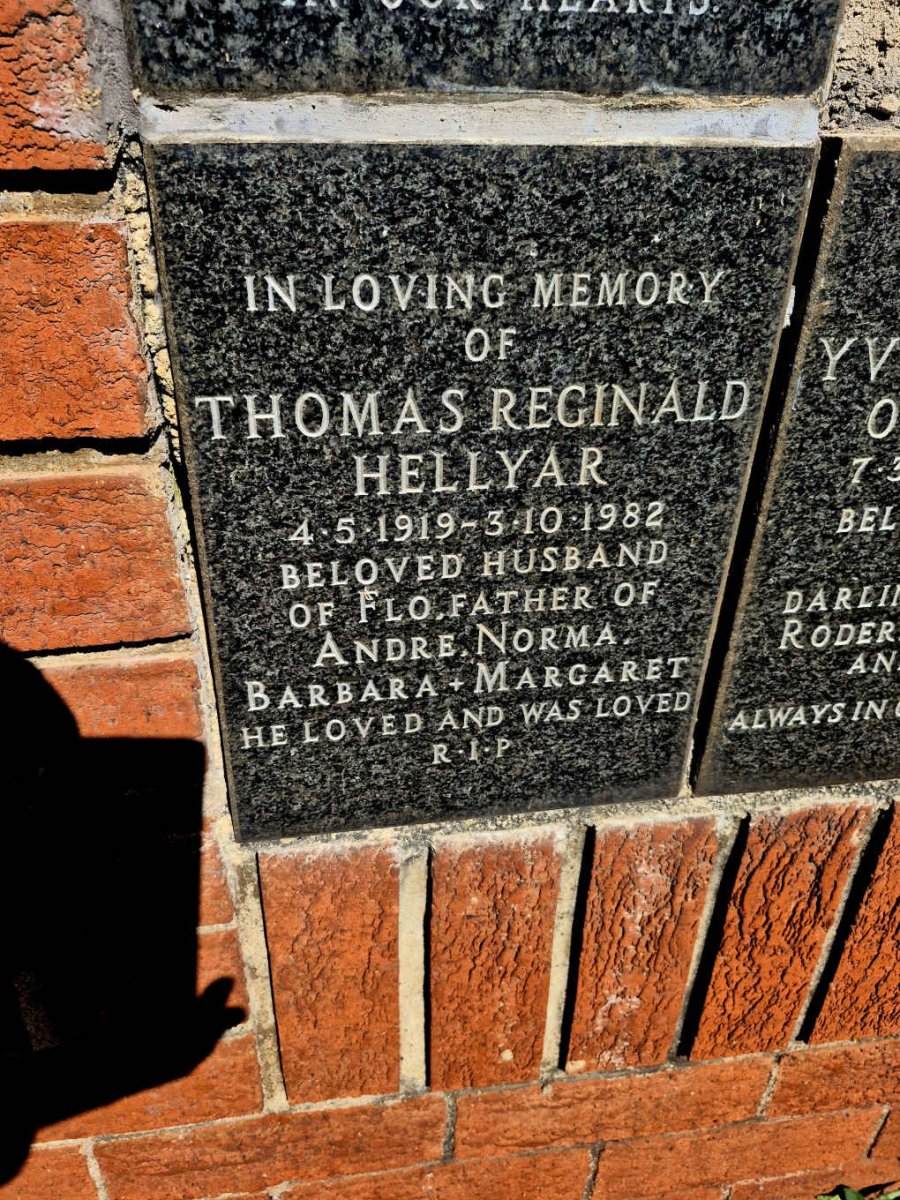 HELLYAR Thomas Reginald 1919-1982