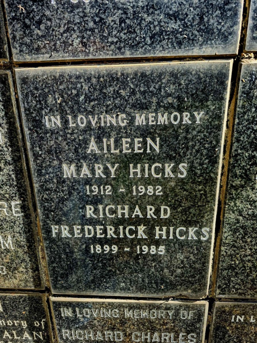 HICKS Richard Frederick 1899-1985 & Aileen Mary 1912-1982