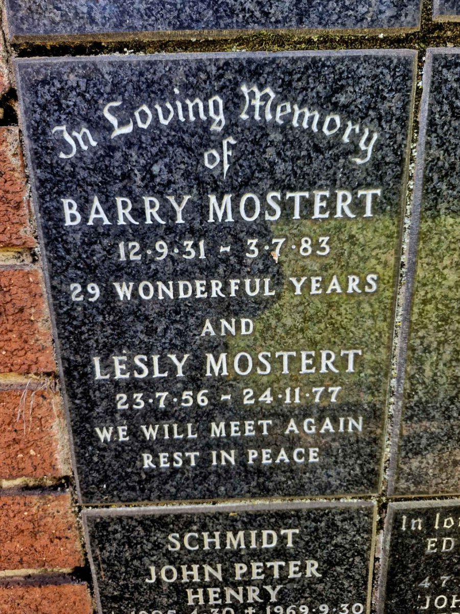 MOSTERT Barry 1931-1983 :: MOSTERT Lesly 1956-1977