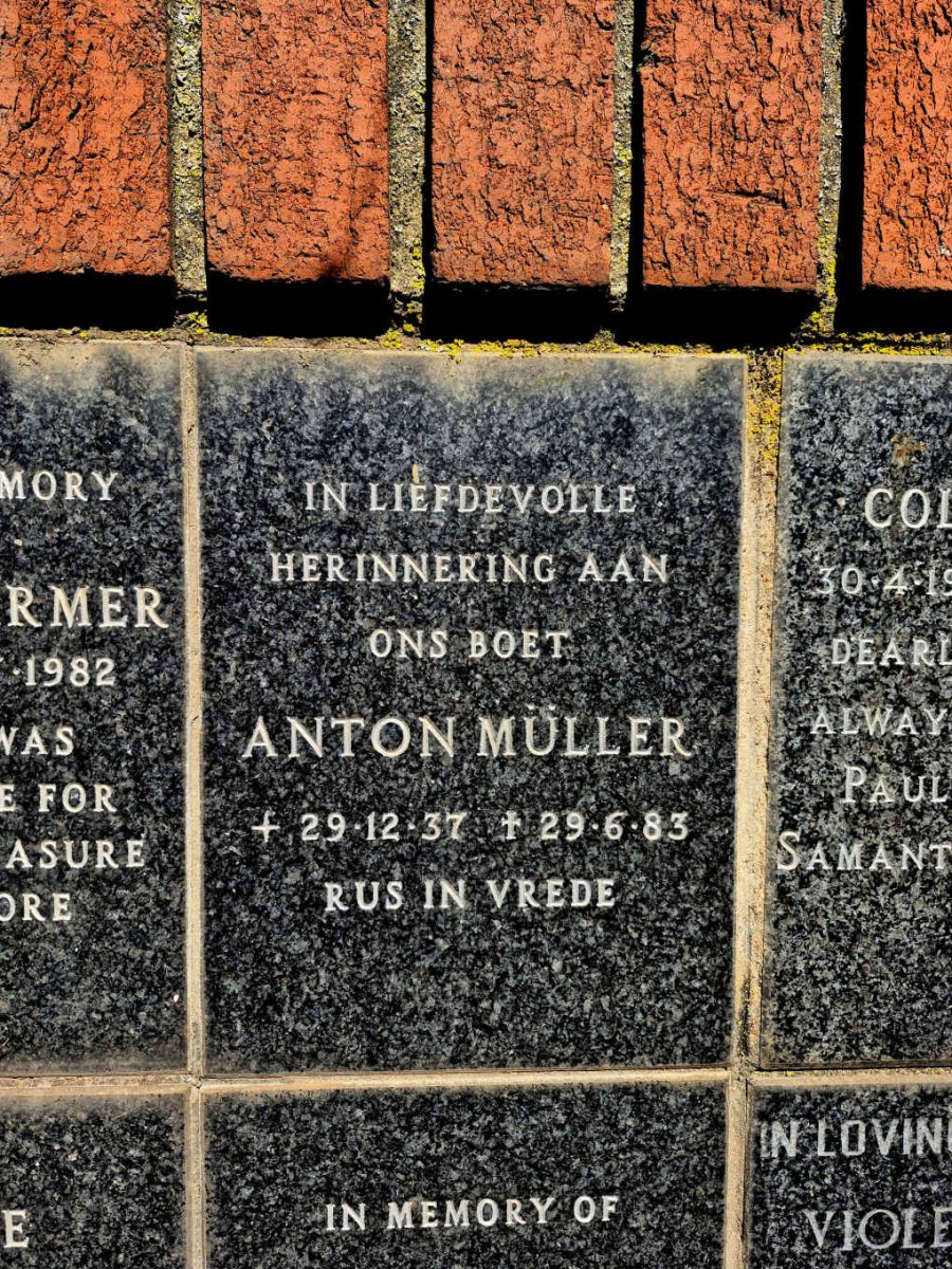 MULLER Anton 1937-1983