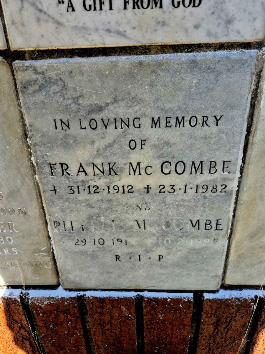 MCCOMBE Frank 1912-1982 & Phyllis 1914-1995