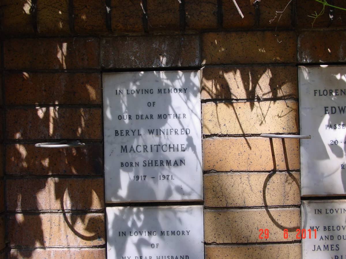 MACRITCHIE Beryl Winifred nee SHERMAN 1917-1971
