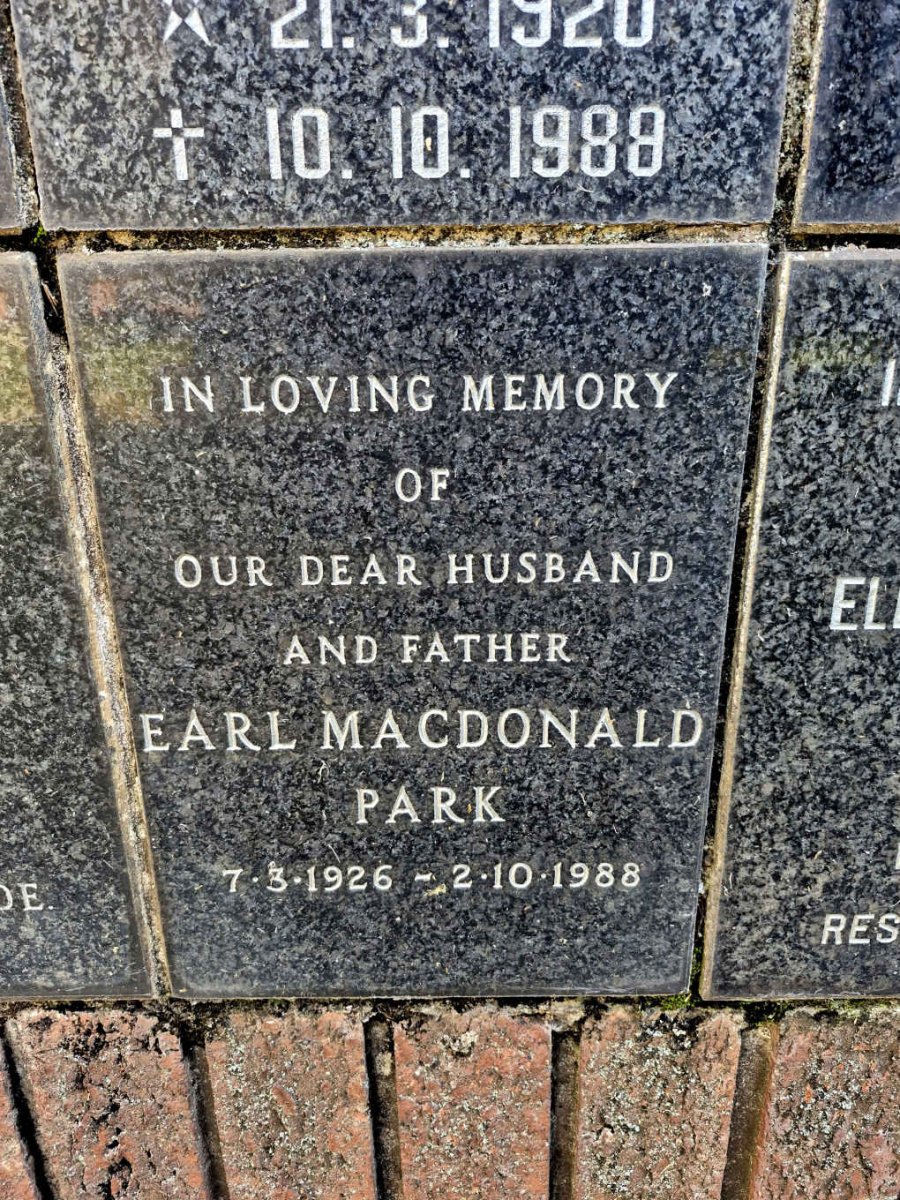 PARK Earl Macdonald 1926-1988