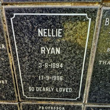 RYAN Nellie 1894-1986