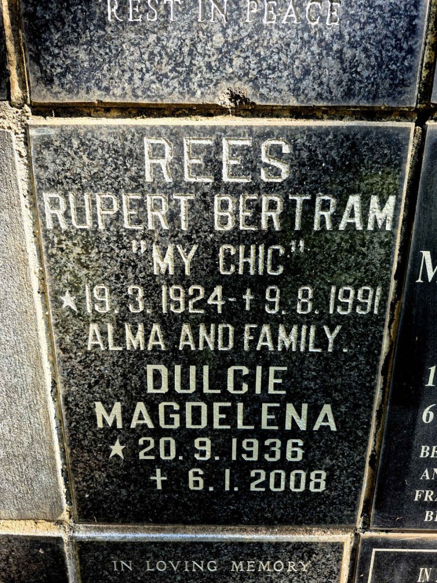 REES Rupert Bertram 1924-1991 & Dulcie Magdelena 1936-2008
