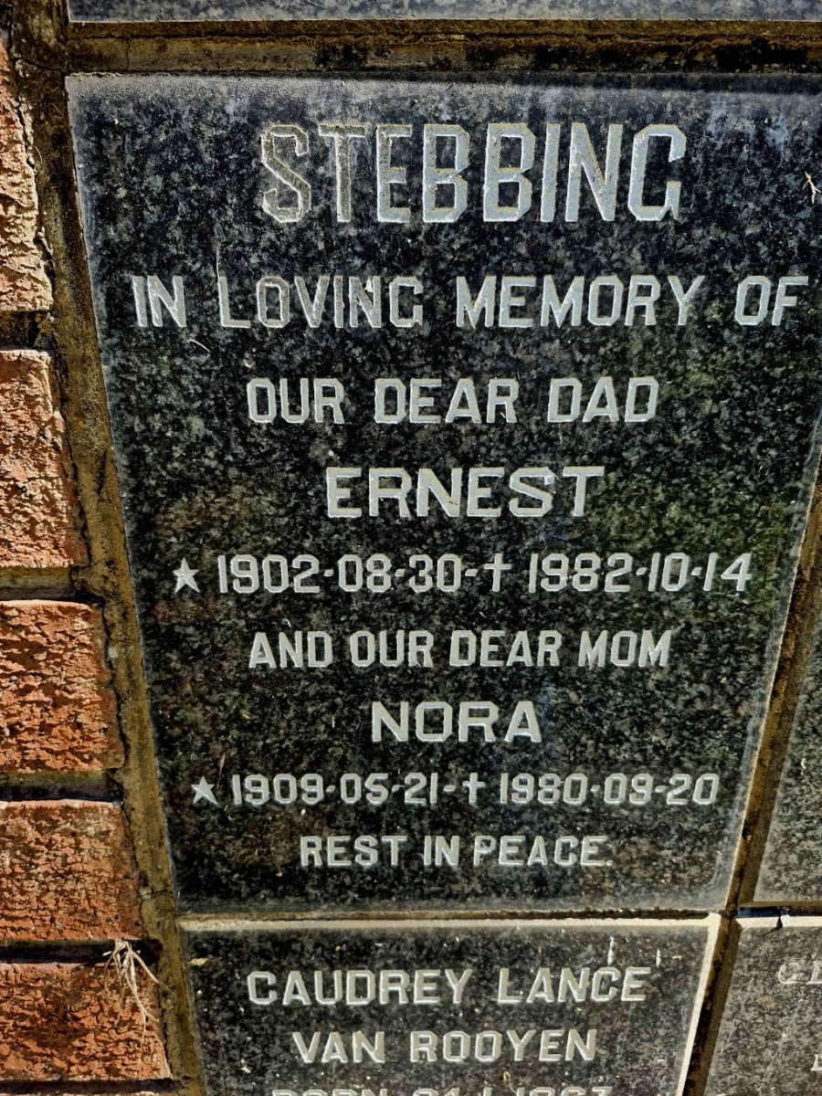 STEBBING Ernest 1902-1982 & Nora 1909-1980