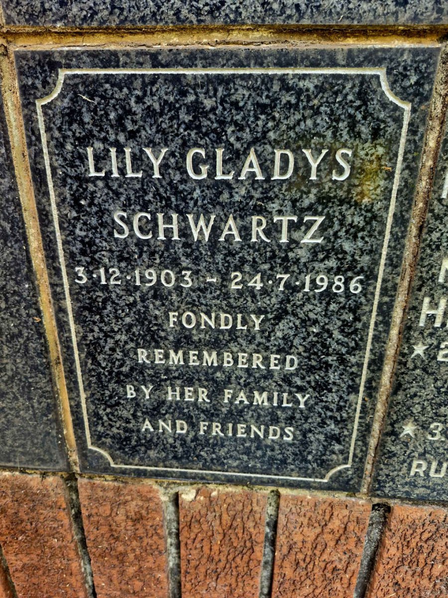 SCHWARTZ Lily Gladys 1903-1986