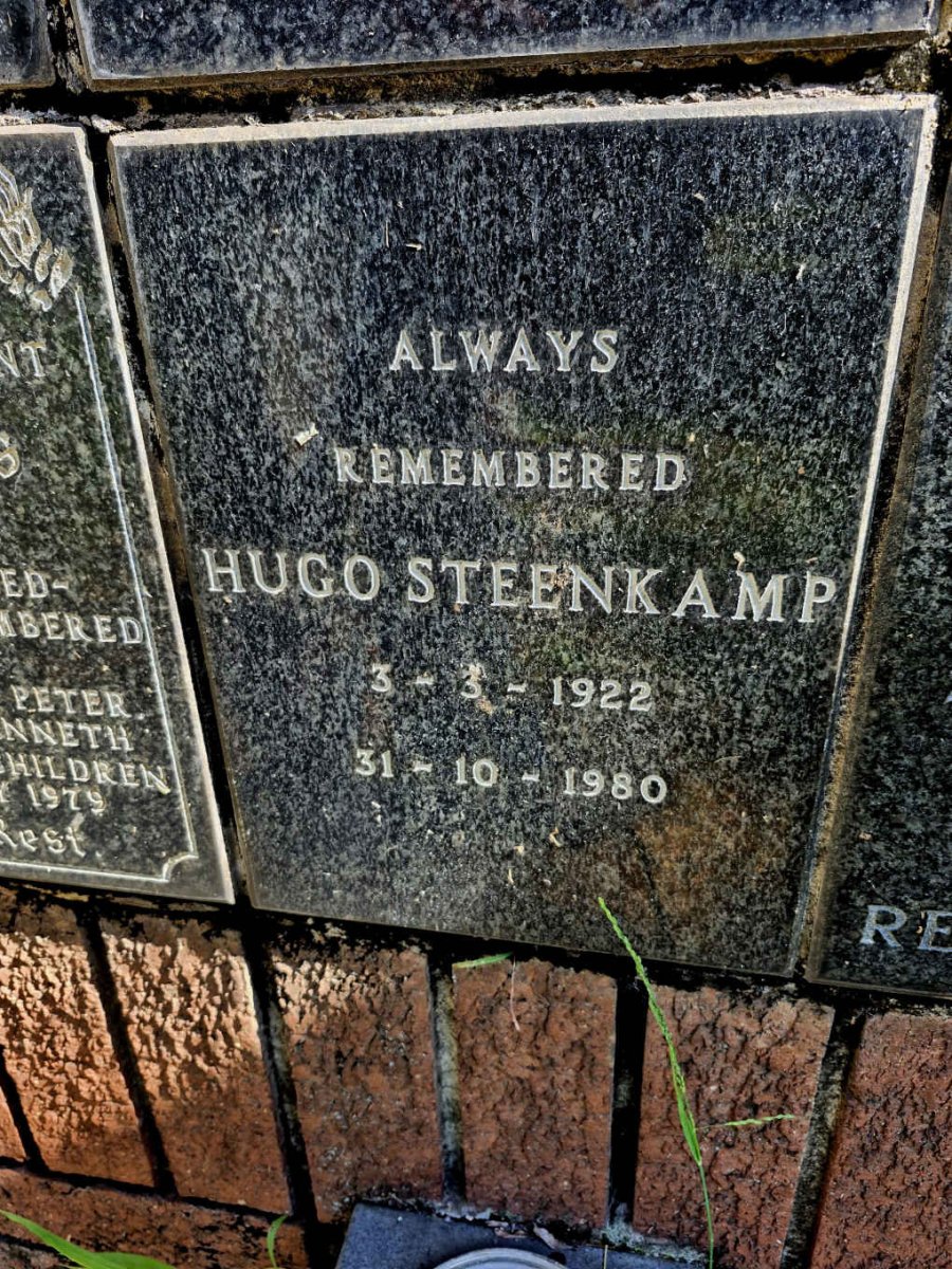 STEENKAMP Hugo 1922-1980