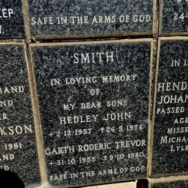 SMITH Garth Roderic Trevor 1955-1980 :: SMITH Hedley John 1957-1976