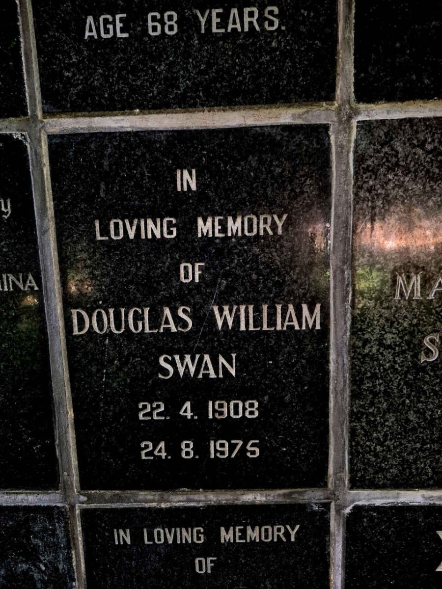 SWAN Douglas William 1908-1975