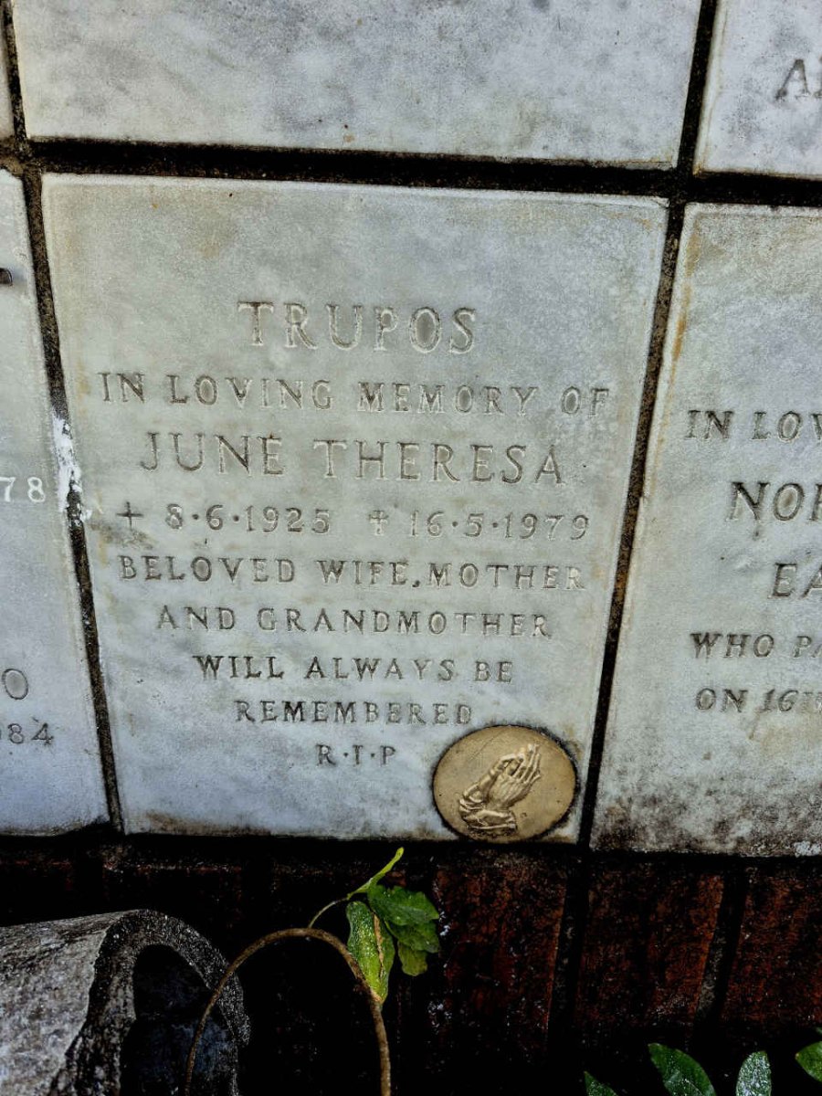 TRUPOS June Theresa 1925-1979