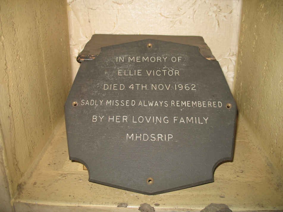 VICTOR Ellie -1962