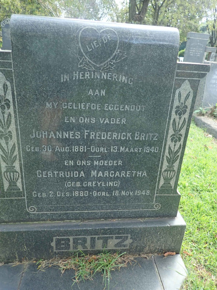 BRITZ Johannes Frederick 1881-1940 &amp; Gertruida Margaretha GREYLING 1880-1948