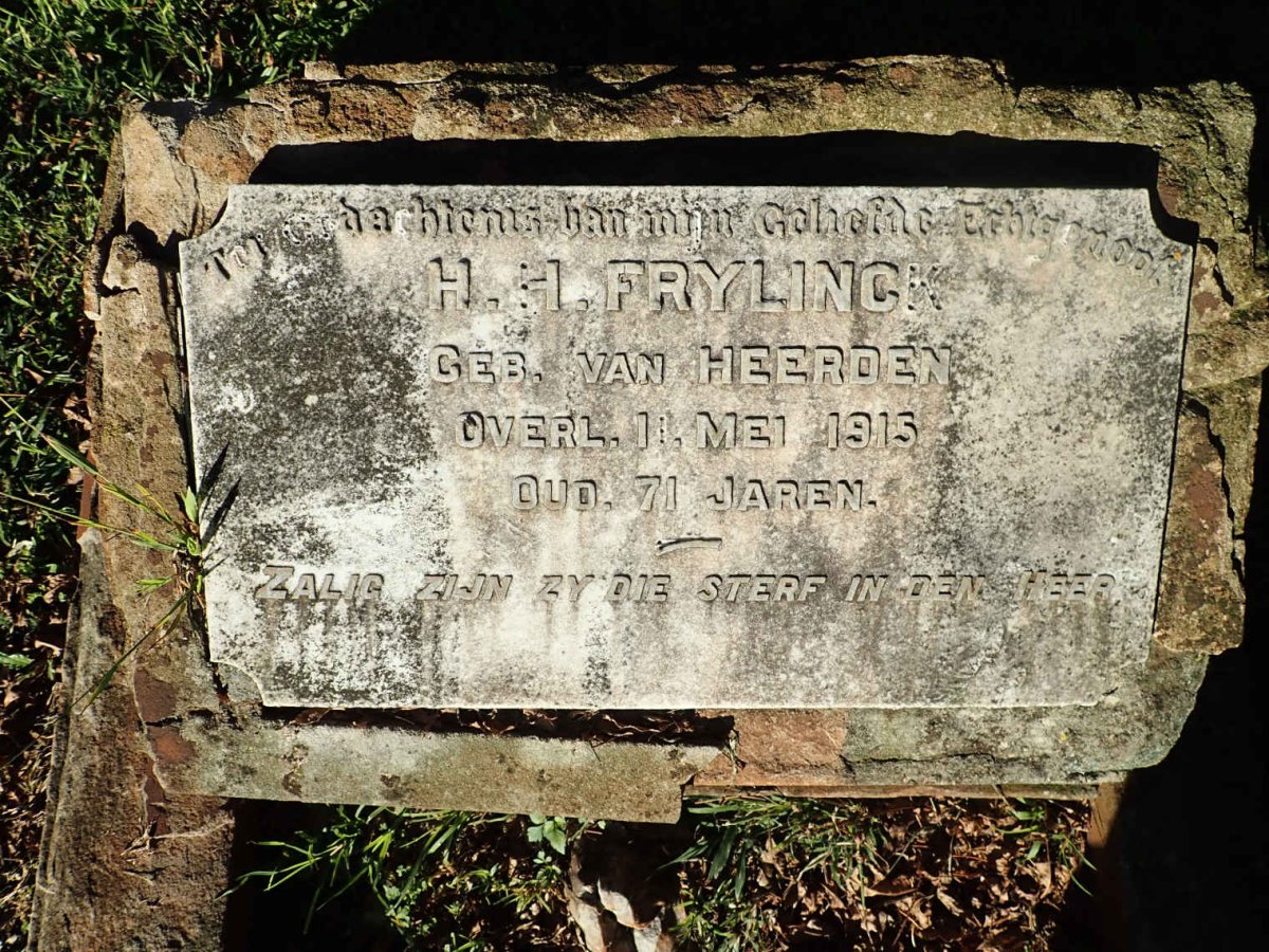 FRYLINCK H.H. nee VAN HEERDEN -1915