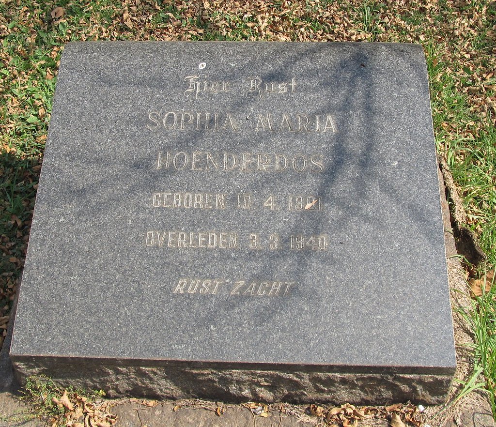 HOENDERDOS Sophia Maria 1901-1940