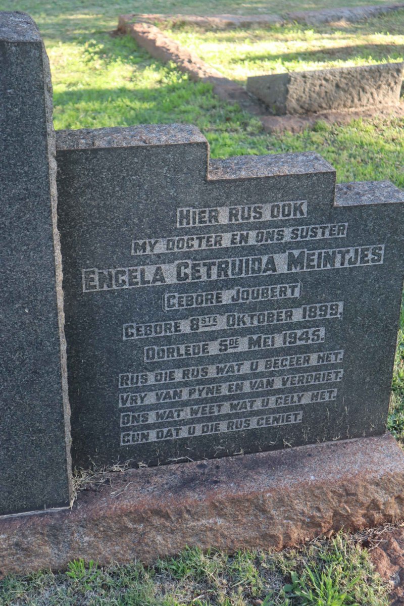 JOUBERT Izak Jacob 1877-1944 :: MEINTJES Engela Gertruida nee JOUBERT 1899-1945