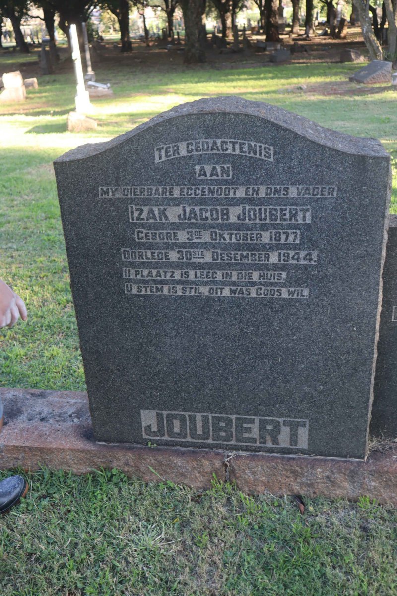 JOUBERT Izak Jacob 1877-1944 :: MEINTJES Engela Gertruida nee JOUBERT 1899-1945
