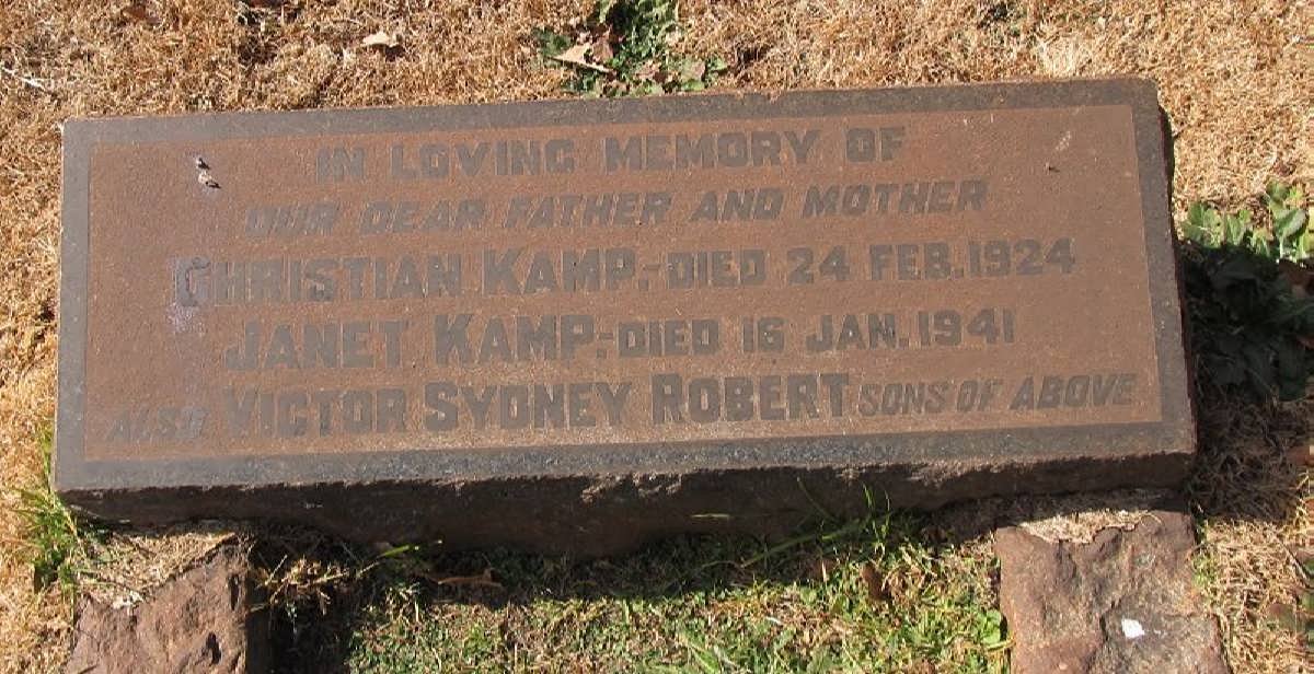 KAMP Christian -1924 &amp; Janet -1941