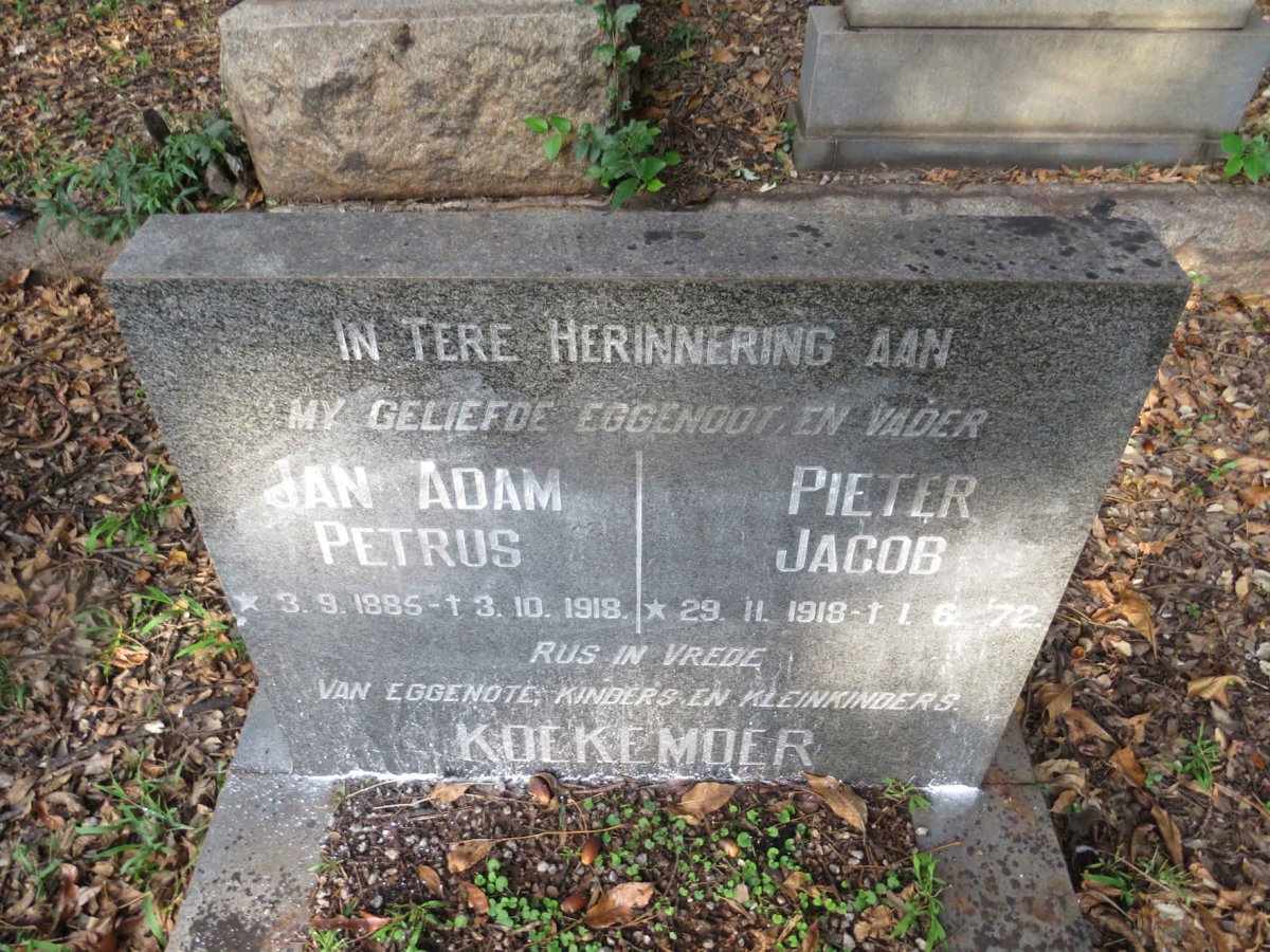 KOEKEMOER Jan Adam Petrus 1885-1918 :: KOEKEMOER Pieter Jacob 1918-1972