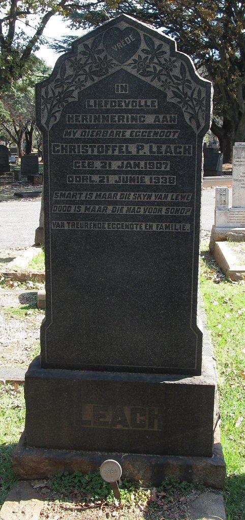 LEACH Christoffel P. 1907-1938