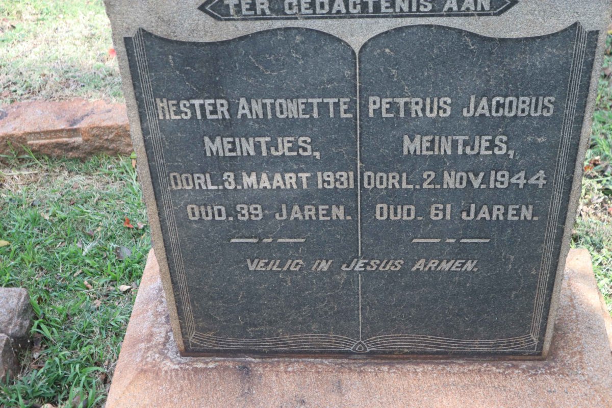 MEINTJES Petrus Jacobus -1944 &amp; Hester Antonette -1931