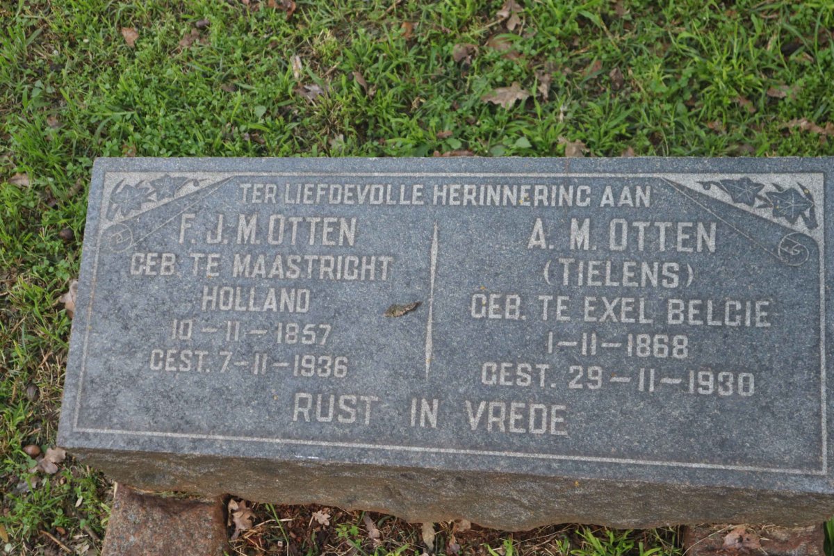 OTTEN F.J.M. 1857-1936 &amp; A.M. TIELENS 1868-1930