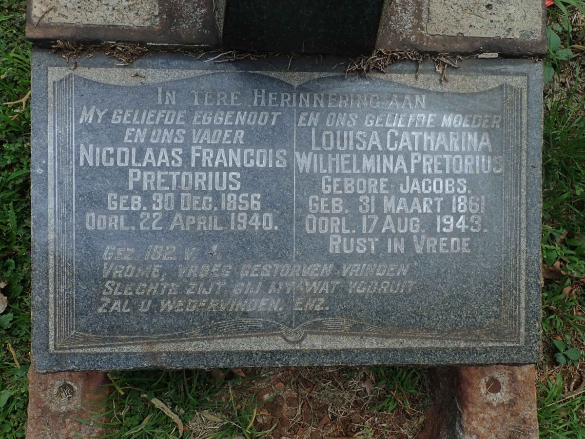 PRETORIUS Nicolaas Francois 1856-1940 &amp; Louisa Catharina Wilhelmina JACOBS 1861-1943
