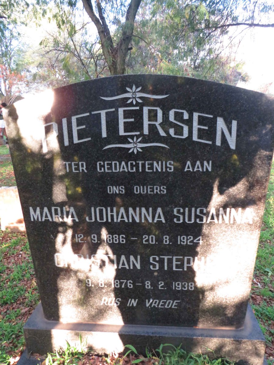 PIETERSEN Christian Stephanus 1876-1938 &amp; Maria Johanna Susanna 1886-1924