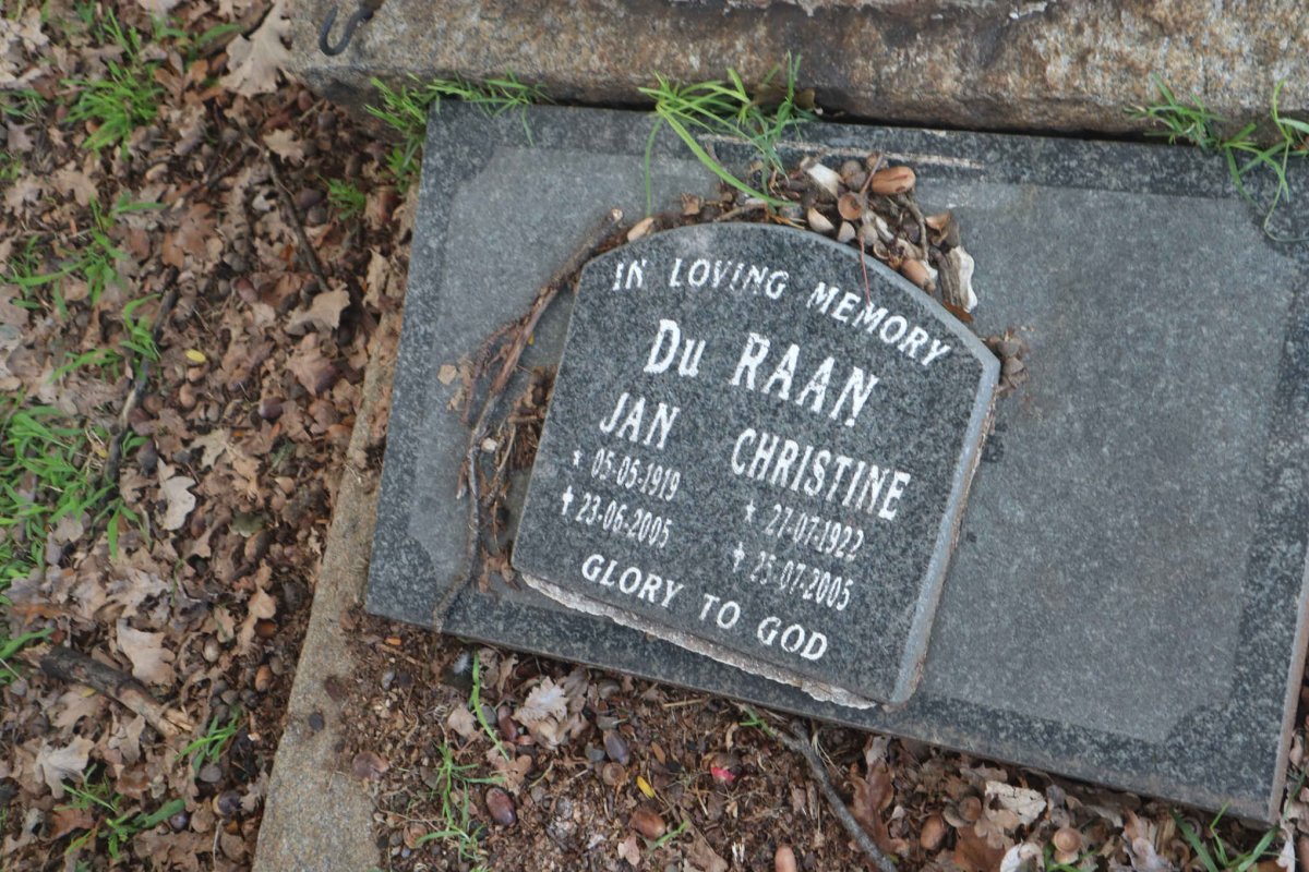 RAAN Jan, du 1919-2005 &amp; Christine 1922-2005