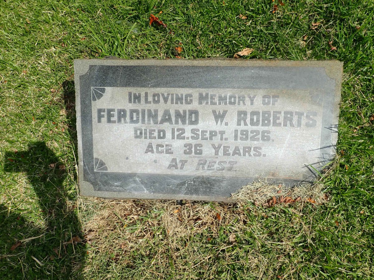 ROBERTS Ferdinand W. -1926