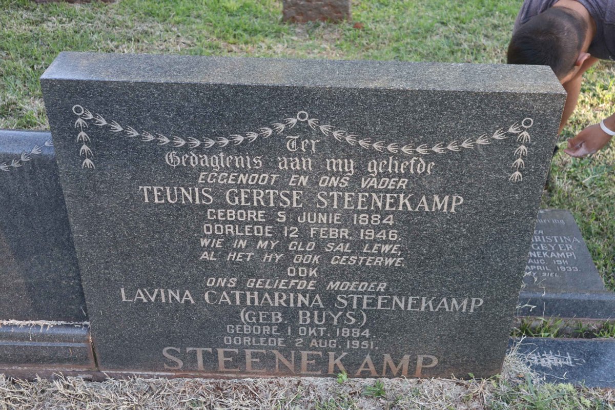 STEENEKAMP Teunis Gertse 1884-1946 &amp; Lavina Catharina BUYS 1884-1951