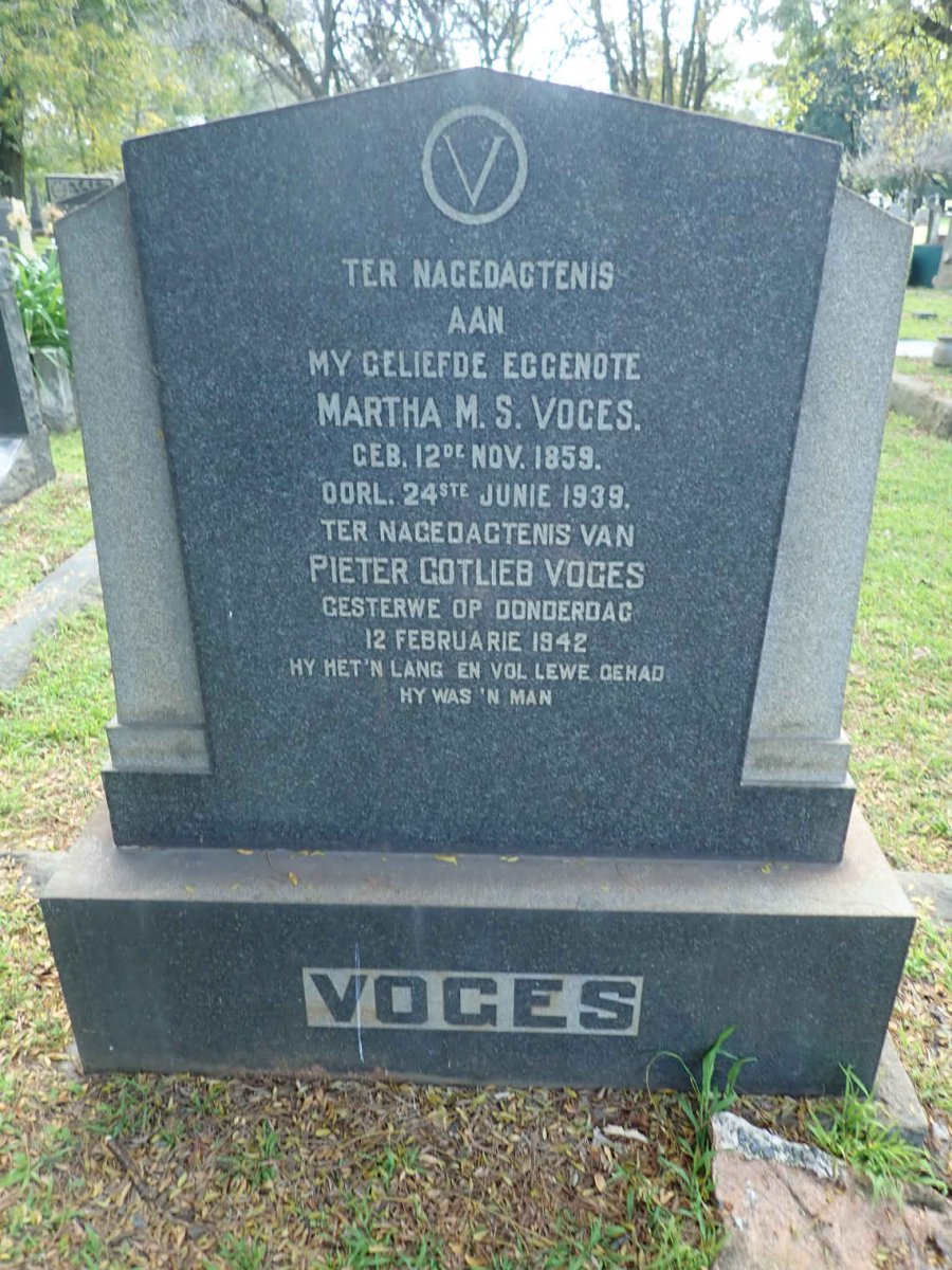 VOGES Pieter Gotlieb -1942 &amp; Martha M.S. -1939