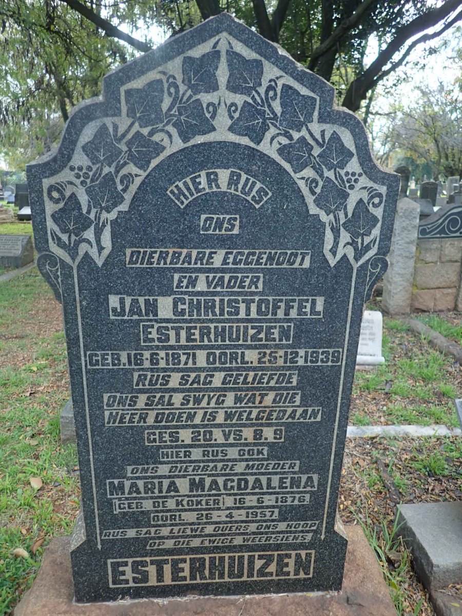 ESTERHUIZEN Jan Christoffel 1871-1939 &amp; Maria Magdalena DE KOKER 1876-1957