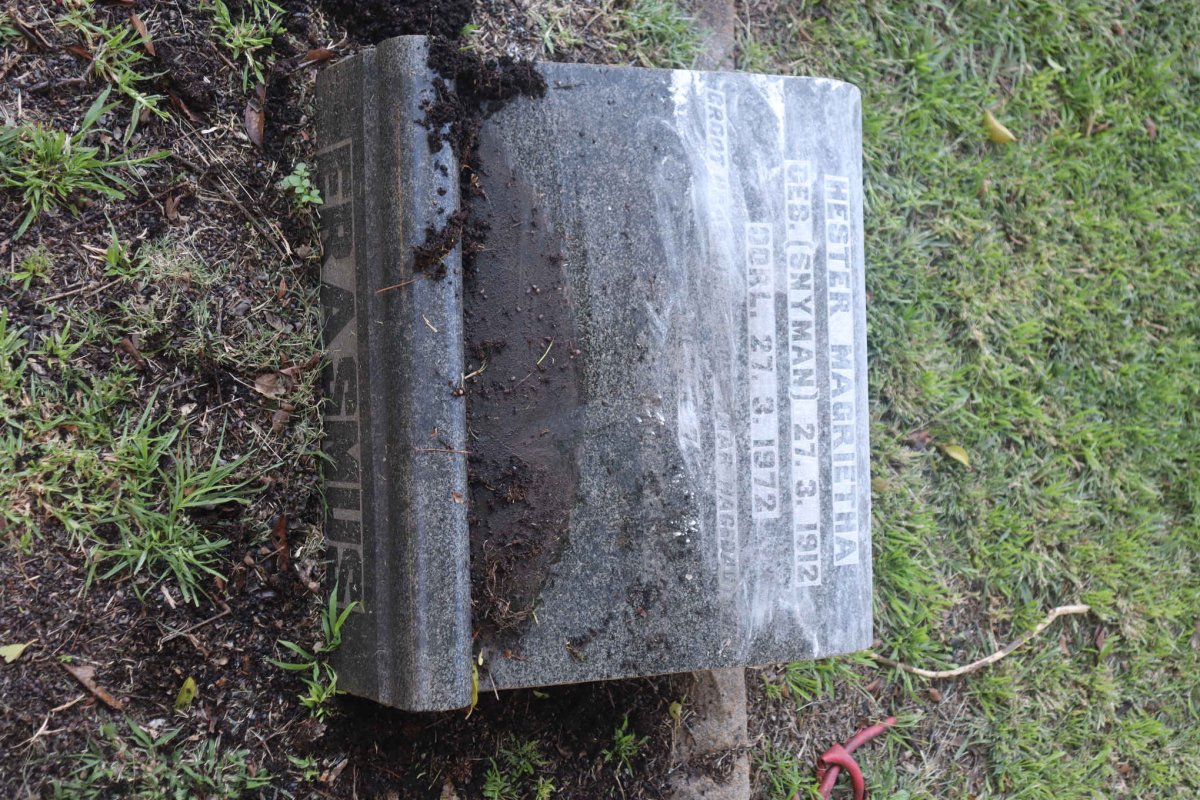 ERASMUS Hester Magrietha nee SNYMAN 1912-1972