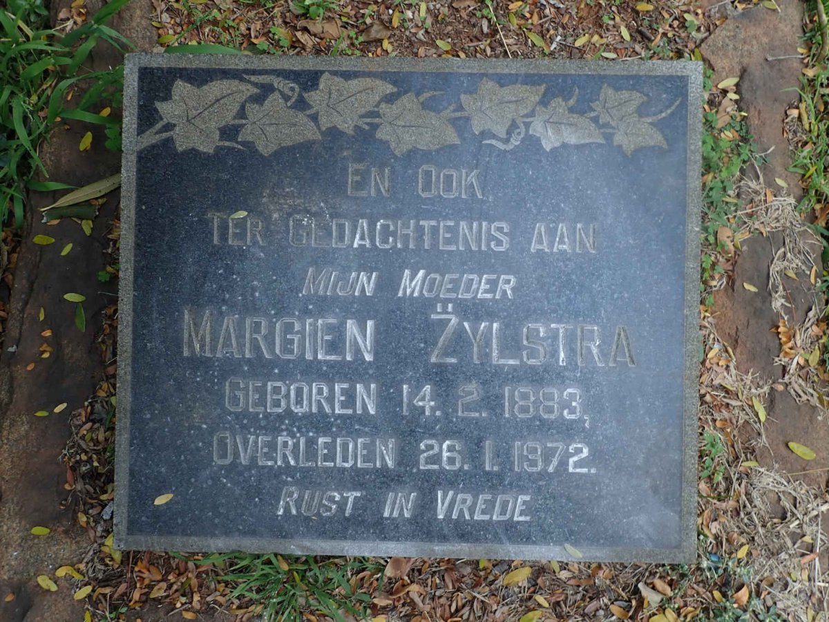 ZΫLSTRA Margien 1883-1972