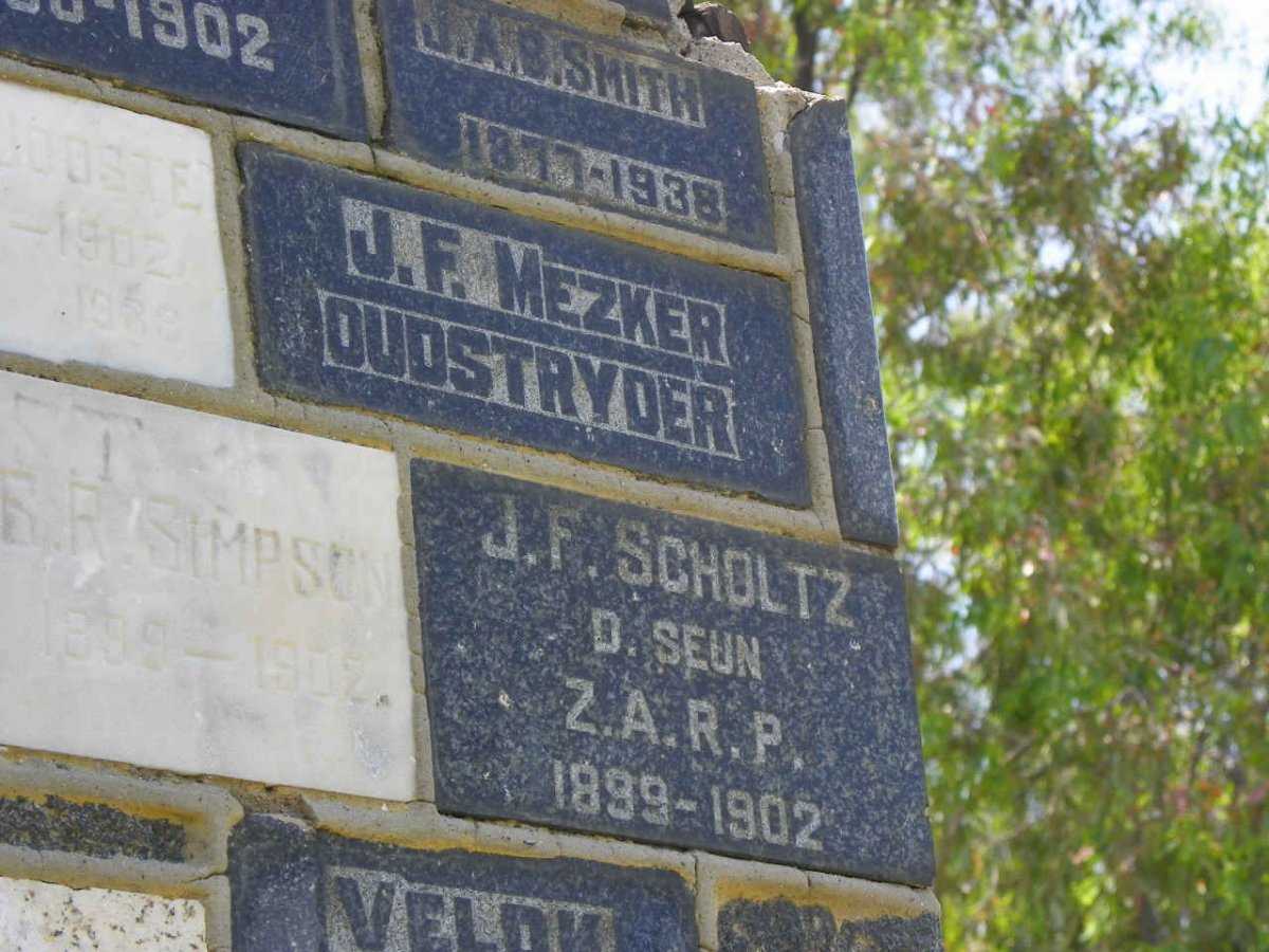 MEZKER :: SCHOLTZ 