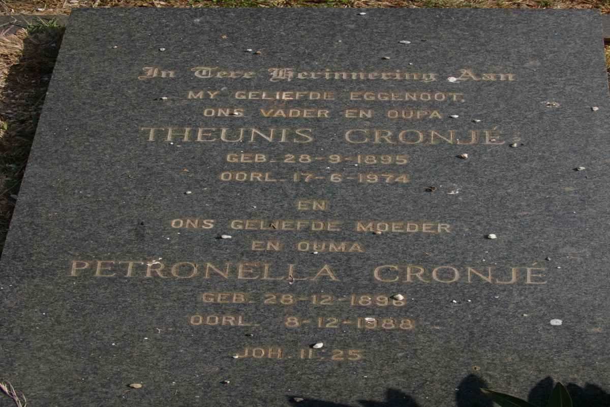 CRONJE Theunis 1895-1974 &amp; Petronella 1896-1988